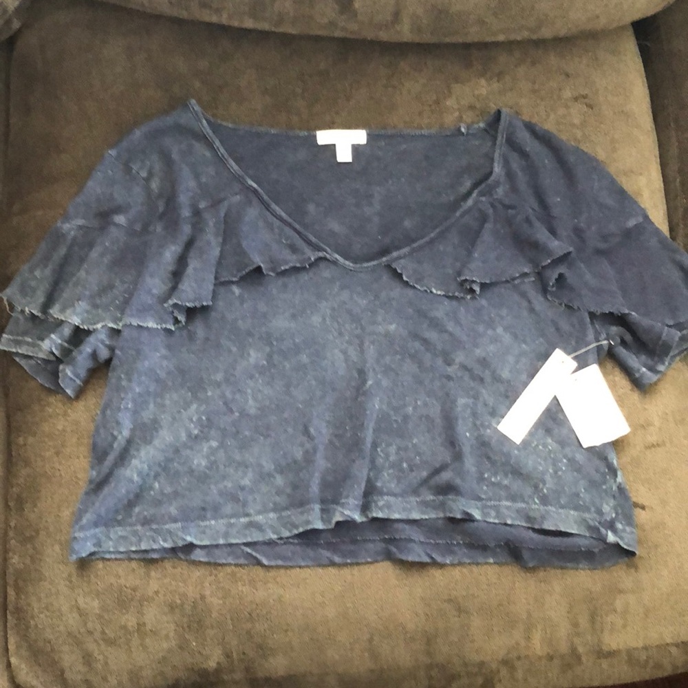 Blue/navy flowy crop top